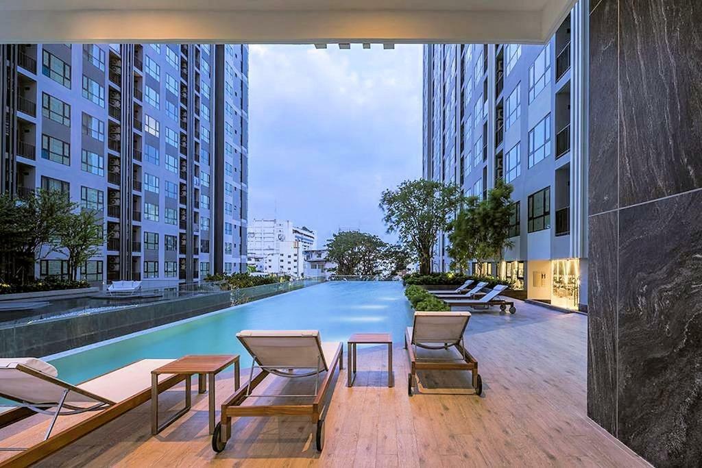 The Base Central Pattaya By Pattaya Holiday Exterior foto