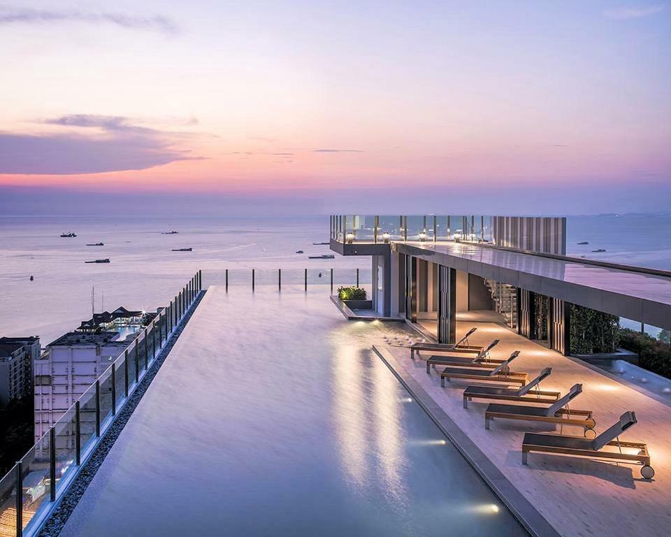 The Base Central Pattaya By Pattaya Holiday Exterior foto